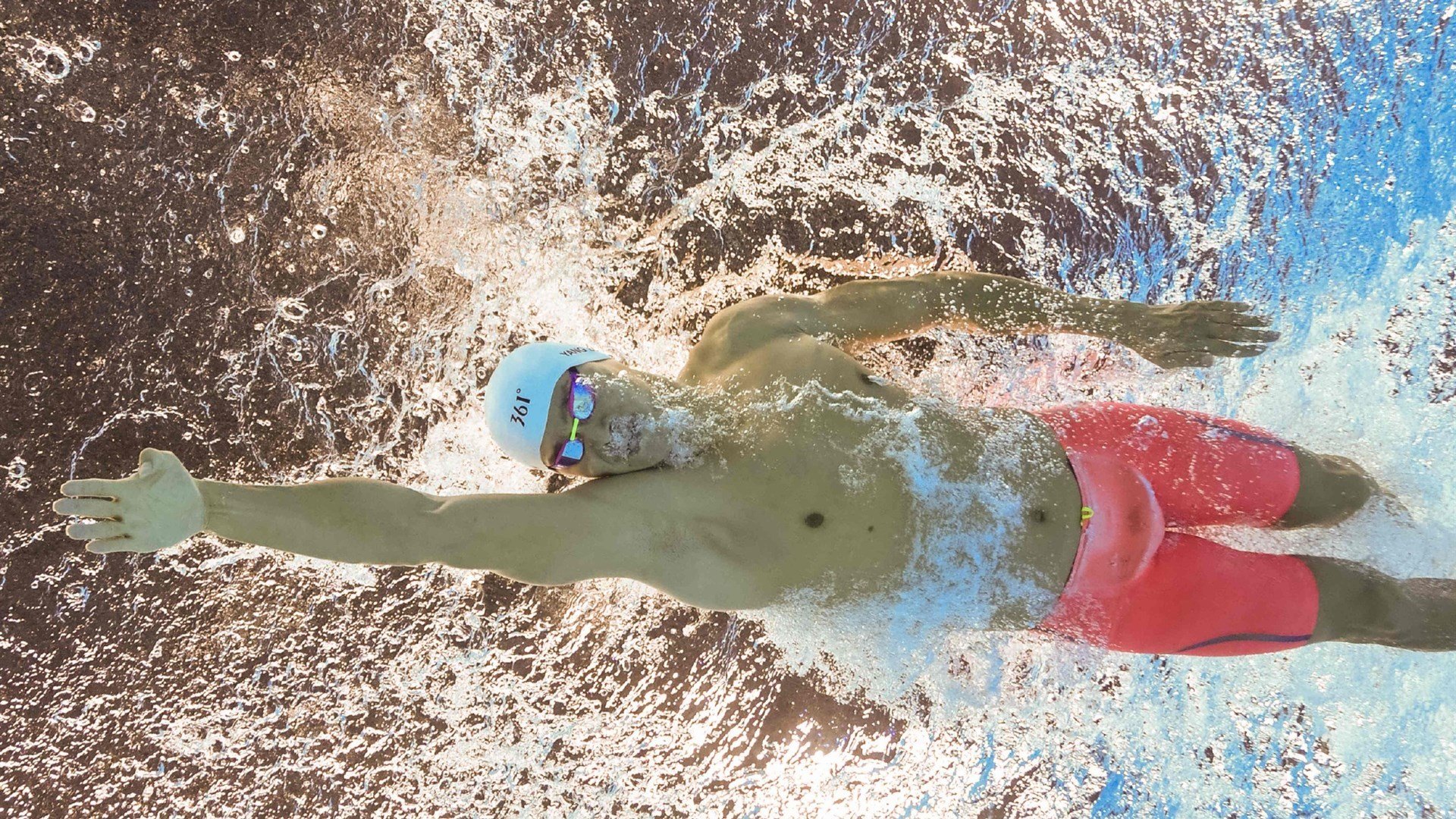 jiuyou游戏-乔·莫伊：全黑队的前锋巨人，scrum核心的强力支柱，乔乔莫伊斯三部曲