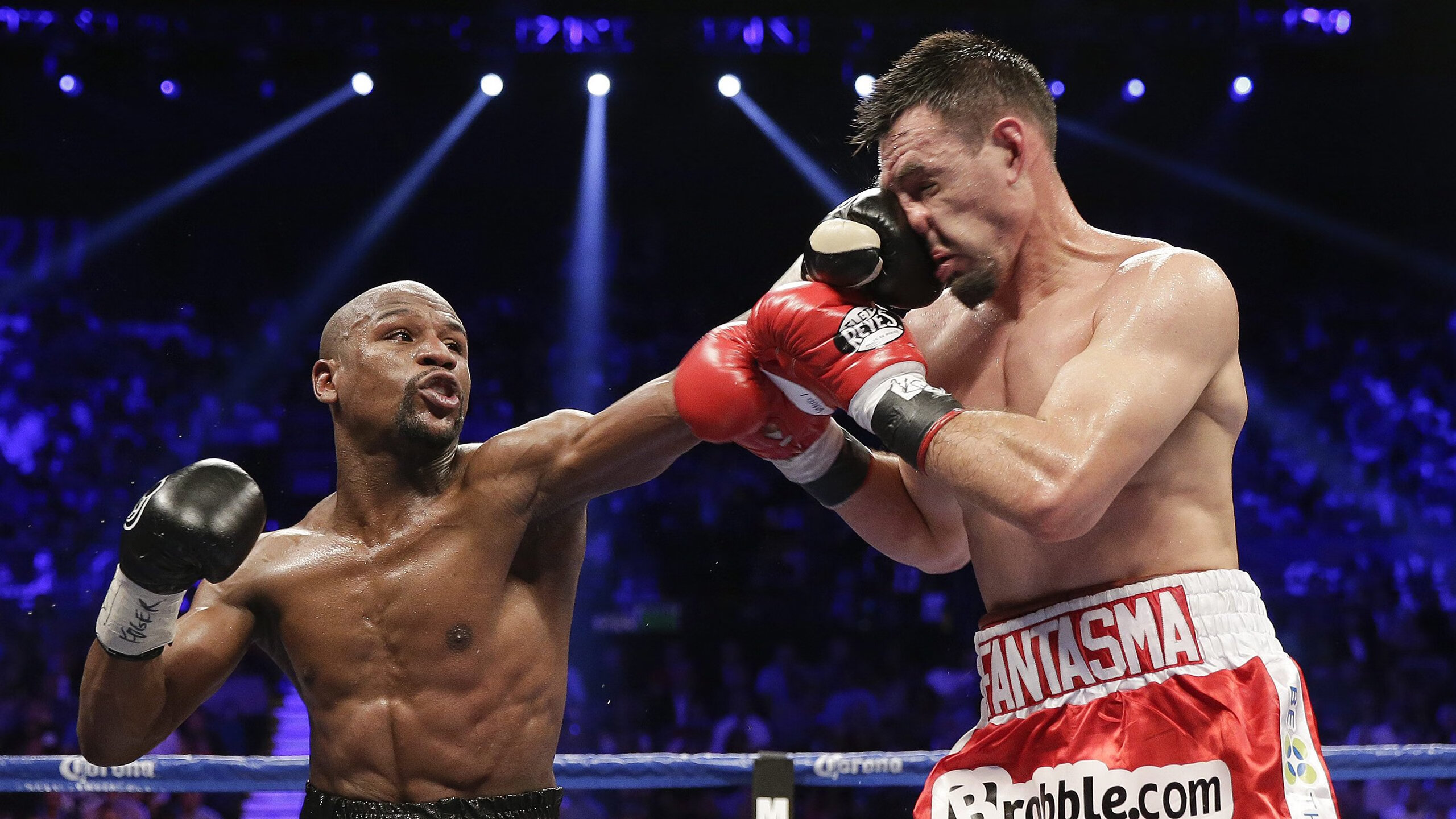 西甲范佩西退役告别赛：馨香一世，足球范佩西