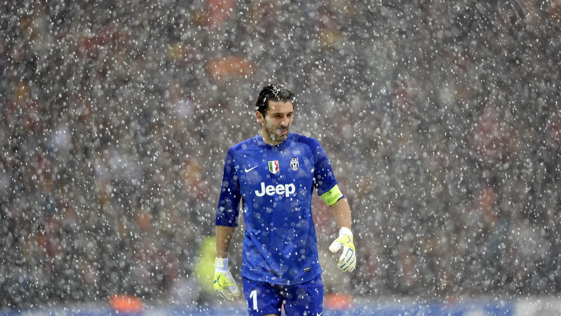 j9-震撼人心的“最后一击”：欧冠最经典绝杀盘点，历届欧冠小组赛最后一轮比分